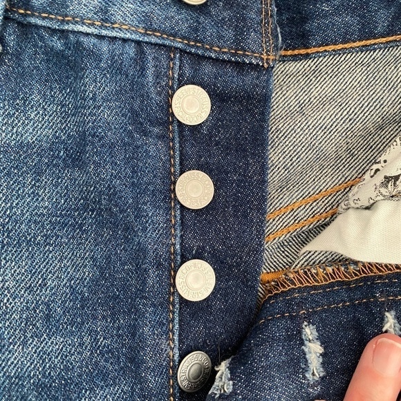 Levi 501 High-Rise Denim Jean Shorts, 25 - Picture 9 of 12